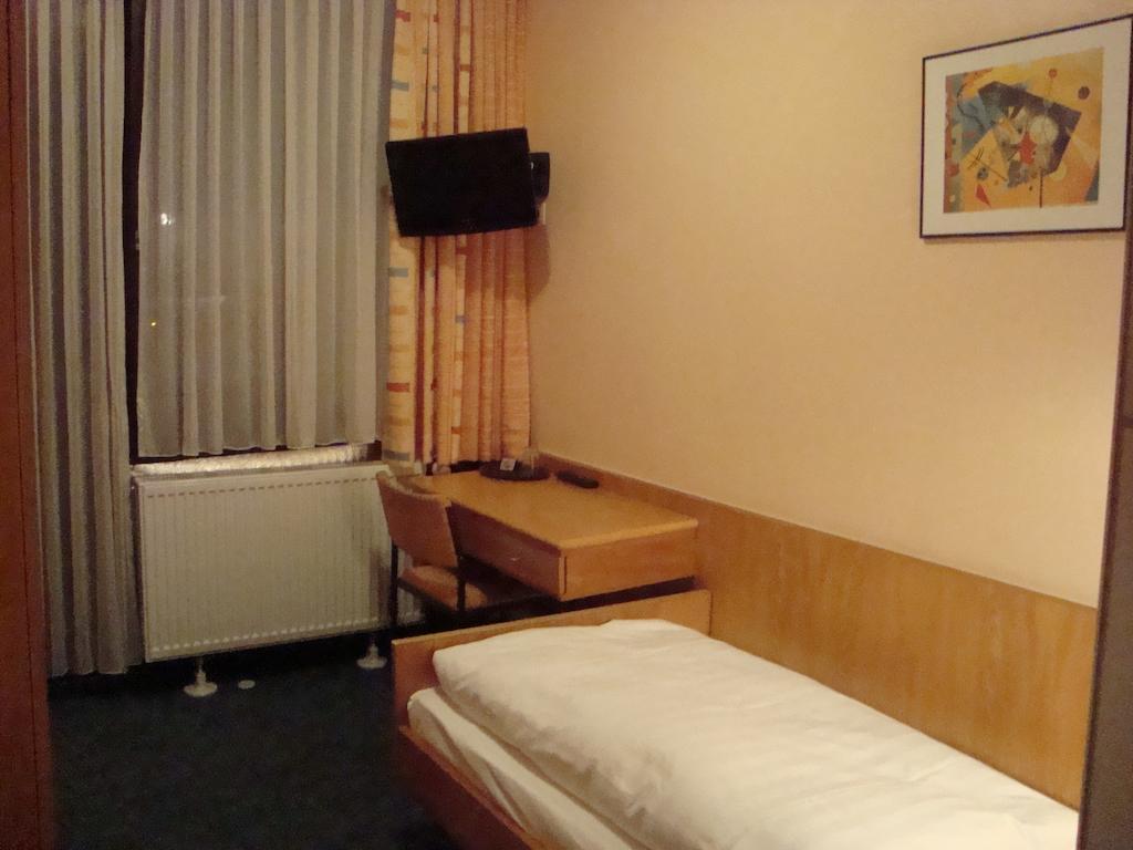 Hotel Gartenhof Mühlheim Chambre photo